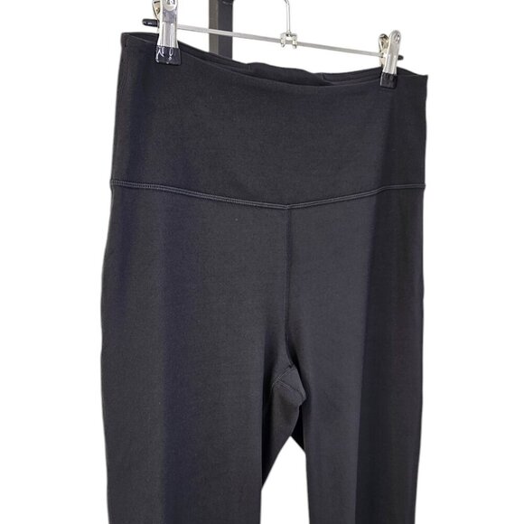 Lululemon Groove Super-High-Rise Crop 23" Black Nulu Flared Leg Yoga Size 10 - Picture 10 of 11